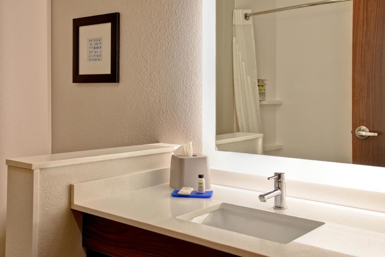 Holiday Inn Express & Suites - Ottawa By Ihg Kültér fotó