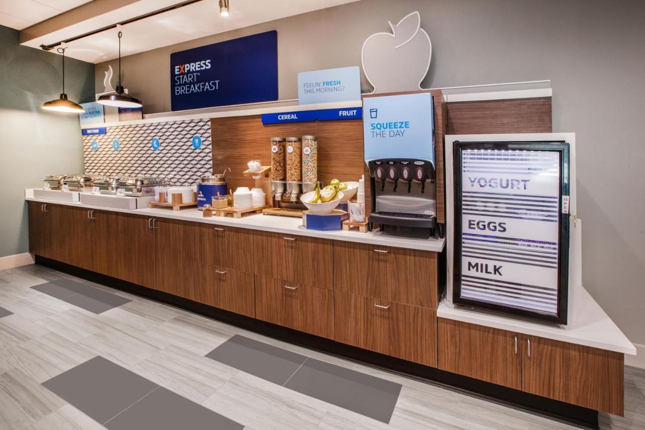 Holiday Inn Express & Suites - Ottawa By Ihg Kültér fotó
